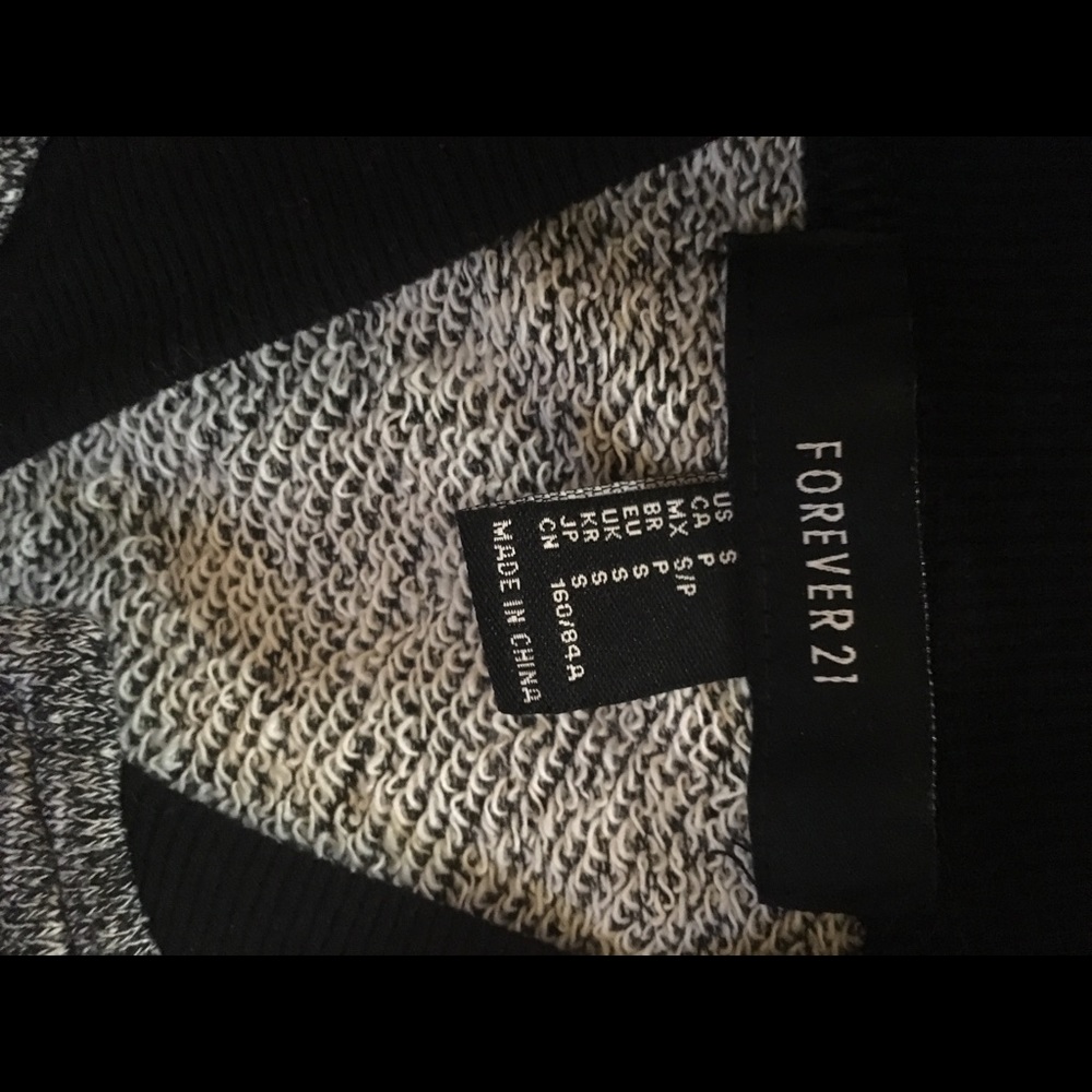Bomber jacket - Picture 3 of 4